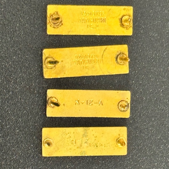 Vintage‎ Navy Gold Embossed Button Set and Bars - Picture 11 of 13